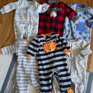 Bundle of fleece sleep and plays, 0-3 mos